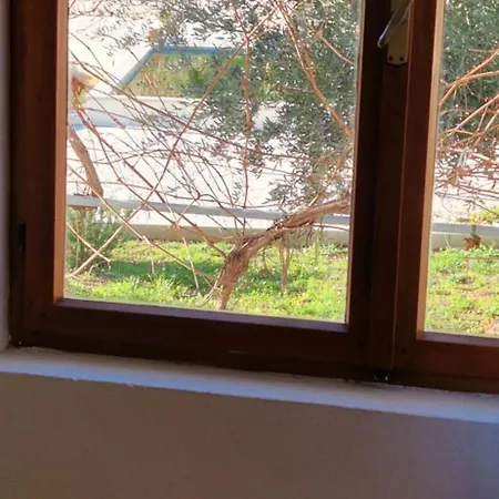 Bako 3* Komiža