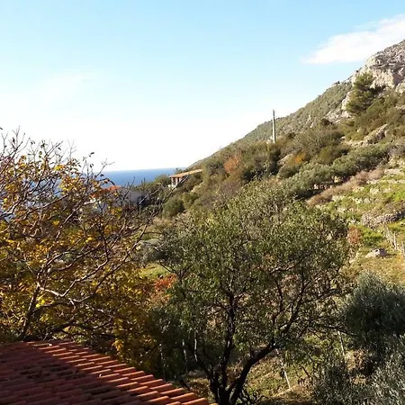 Bako Gasthof Komiža